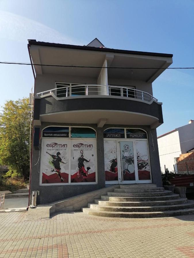 Gradsko Hostel „Ж" מראה חיצוני תמונה
